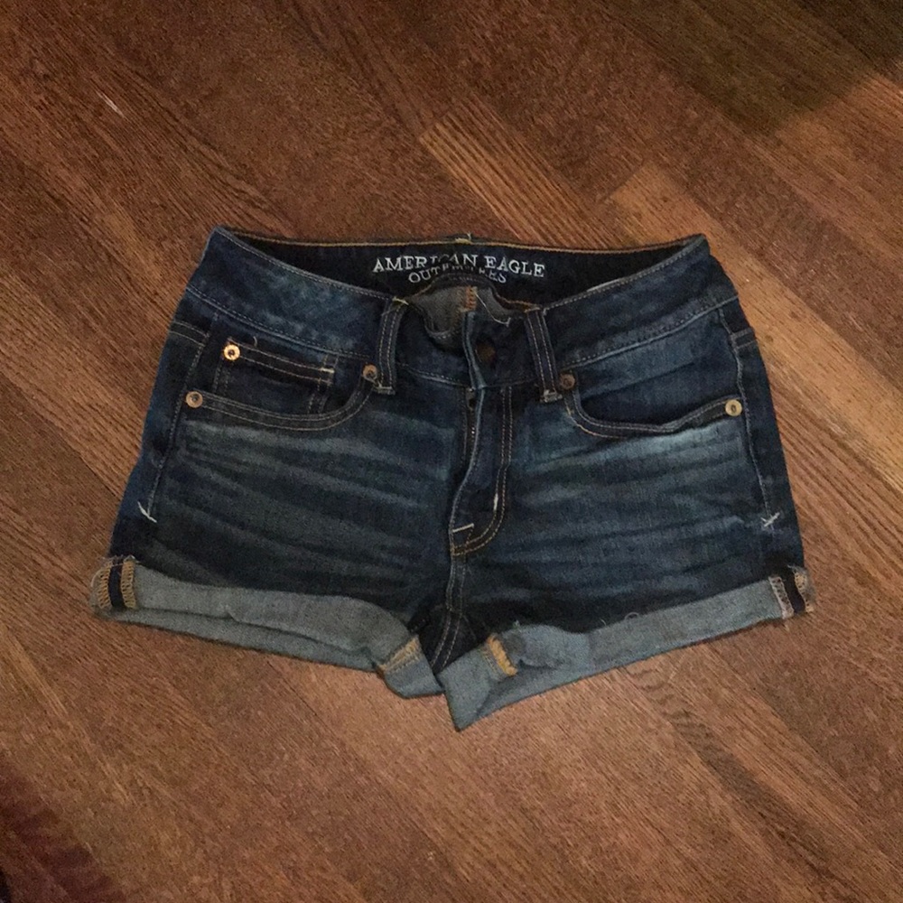 American Eagle shorts! Never worn (: